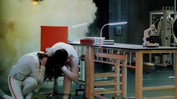 复体手机版(thecomplex)的图册