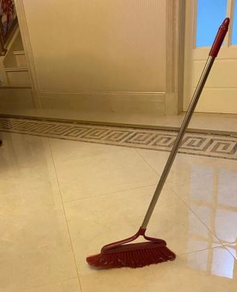 立扫把挑战的图册