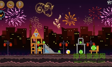 愤怒的小鸟游戏单机版apk的图册